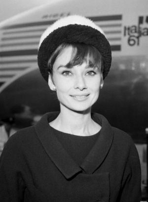 Photos of Audrey Hepburn - Audrey Hepburn style.jpg
